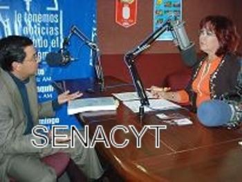 Un momento de la entrevista de Edward Jiménez con Radio Colón.