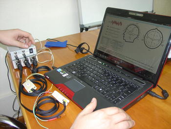 Equipo de trabajo del proyecto  SaBeS (Sistema de apoyo biofeedback en educación de sordociegos).