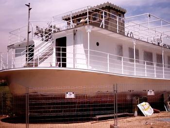 Una imagen de la construcción del barco 'Leyenda del Pisuerga'