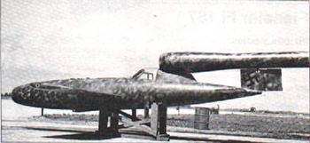 Una imagen de la bomba volante alemana V1