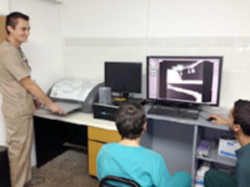 La moderna máquina de rayos X digital del HEMS permitirá un mejor diagnóstico de las lesiones de los pacientes. FOTO: UNA.