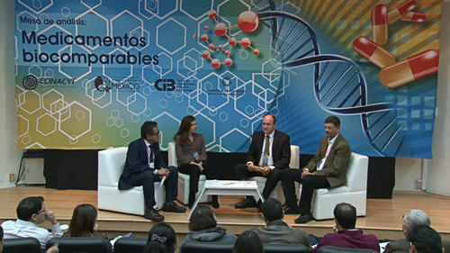 Mesa de análisis Medicamentos biocomparables, parte del Seminario permanente las ciencias y las tecnologías en México en el siglo XXI.