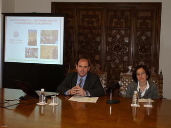 Miguel Lizana e Isabel Suárez presentan el Plan de Gestión Ambiental