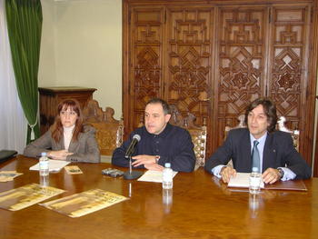 De izquierda a derecha, Luisa Velasco, Ángel Infestas y Miguel Pérez