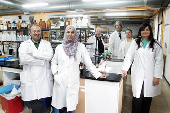 Grupo de investigación CITEMA de la Universidad de Burgos, en su laboratorio. Foto: CITEMA.
