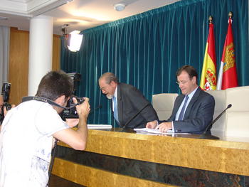 Imagen de la rueda de prensa posterior al Consejo de Gobierno