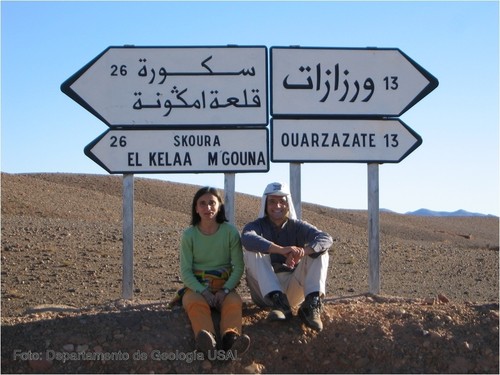 Los investigadores Puy Ayarza y Fernando Carlos Álvarez, en Marruecos.