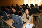 El profesorado del centro Miguel Delibes de Macoteta (Salamanca) asiste a una clase de 'CEO Digital'.