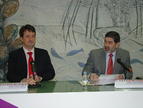El director general de Universidades, Javier Vidal, junto al rector de la Universidad de León, Ángel Penas.
