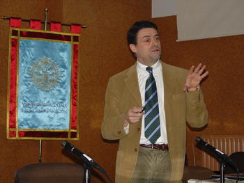José Abel Flores, paleontólogo de la Universidad de Salamanca