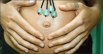Mujer embarazada (Fotografía: UNC)