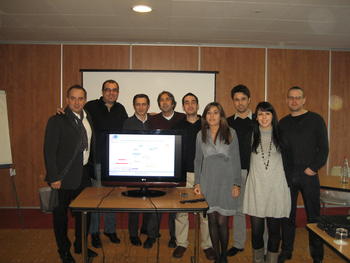 Los investigadores que participan en el proyecto en una de sus últimas reuniones FOTO: Cedetel.