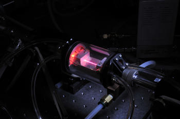 Láser de femtosegundo que sirve para la parte experimental de la investigación. Foto: Tenio Popmintchev, JILA and University of Colorado at Boulder.