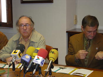 Valentín Cabero, (a la izquierda), director del curso y Fermín Carnero, secretario genral de UGT en Castilla y León
