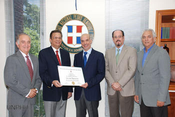 Fernando Contreras Peña, acogido por la Asociación Americana de Gastroenterología (AGA).