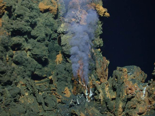 Ventilas hidrotermales.