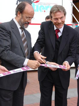El Alcalde de Valladolid y el Embajador de Suiza inauguran la exposición
