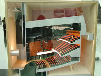 Imagen de la maqueta de un teatro