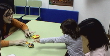 Imagen de un vídeo sobre pruebas que se realizan a niños con autismo. Foto: Ricardo Canal.