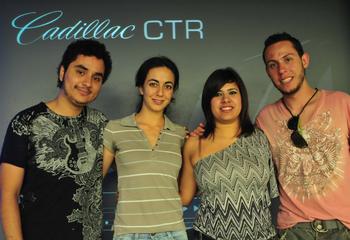 Alumnos del Campus Monterrey que han dos proyectos tecnológicos para el modelo Cadillac 2013.