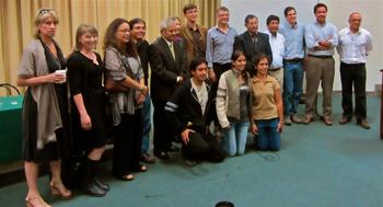 Foto de grupo de los investigadores de Perú y Canadá que han recibido un subsidio de 3.4 millones de dólares para mejorar la seguridad alimentaria en la zona andina de Perú. (Foto: Eduardo Jovel)
