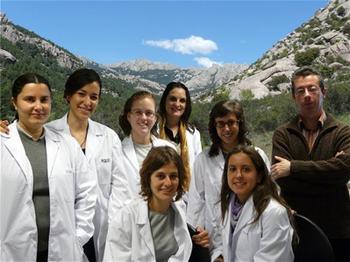 El equipo de investigación de José Antonio Esteban en el Centro de Biología Molecular Severo Ochoa de Madrid.