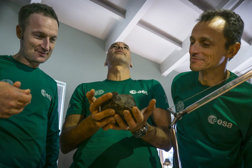 De izquierda a derecha, Matthias Maurer, Luca Parmitano y Pedro Duque. Foto: ESA–L. Ricci.