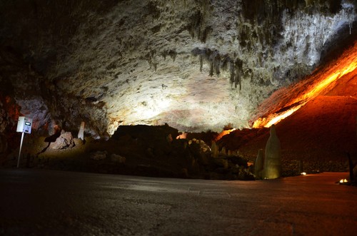Estación de control en una cueva. Foto: F. Descubre.