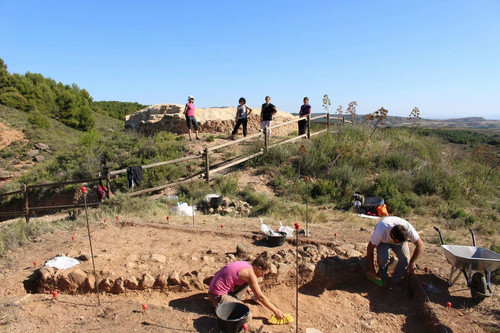 Excavación en Los Fayos. Foto: UGR.
