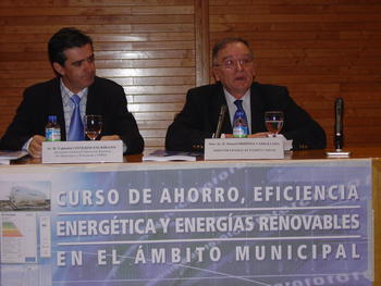 El director general de Energía y Minas en el acto de inauguración del curso