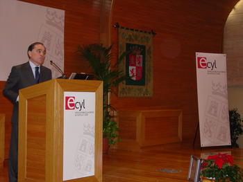 Tomás Villanueva Rodríguez presentó la página web del Servicio de Empleo