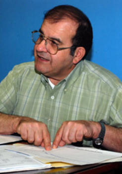 Julio Mata Segrega, investigador del Laboratorio de Química Biorgánica de la Escuela de Química (FOTO: UCR).