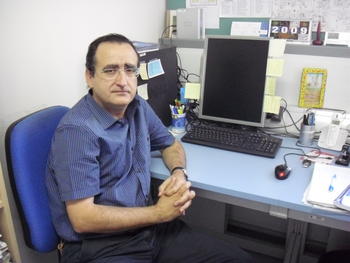 El director del IBGM, José Ramón López, en su despacho.