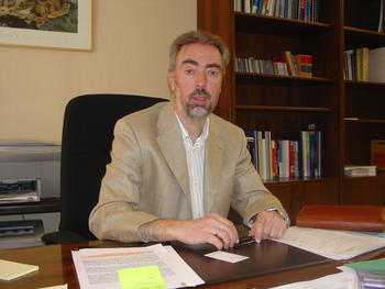 Alberto Villena Cortés, vicerrector de Investigación de la Universidad de León y catedrático de Biología Celular.