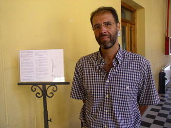 El profesor Enrique Arrieta