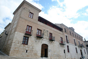 Sede del Instituto de Estudios de Iberoamérica y Portugal, en Tordesillas.  