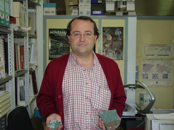 Alejandro del Valle, profesor titular de Cristalografía y Mineralogía de la Facultad de Ciencias de Valladolid