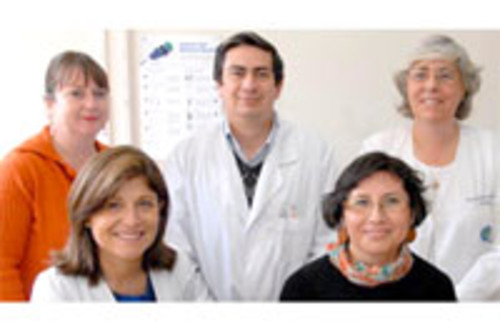 Doctores Vivian Luchsinger, María Angélica Palominos, Luis Lizama, Sandra Ampuero y Carmen Larrañaga. FOTO: UCHILE.