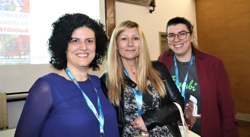 De izquierda a derecha, Célia Lopes, Sofia N. Wasterlain y Laura González-Garrido. Foto: VI Jornadas Portuguesas de Paleopatologia.