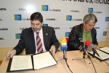 El rector de la ULE, Ángel Penas, y el alcalde de San Andrés, Miguel Martínez