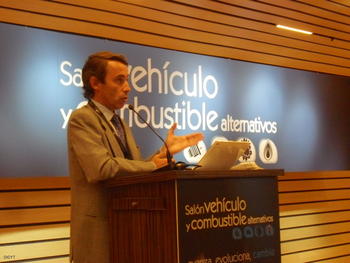 Alfonso Beltrán, director general del Instituto para la Diversificación y Ahorro de Energía (IDAE), en la apertura del Salón.