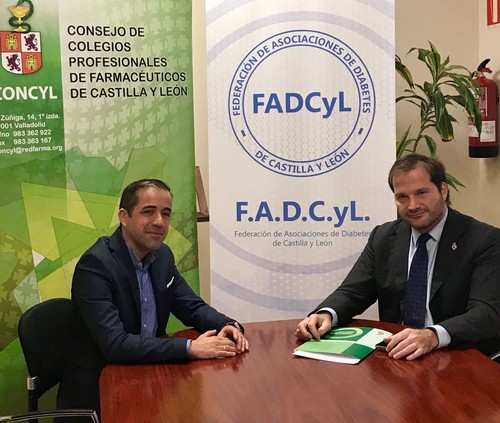El presidente del CONCYL, Carlos Treceño,  con Javier García Iglesias, en representación de la Federación de Asociaciones de Diabetes de Castilla y León/CONCYL