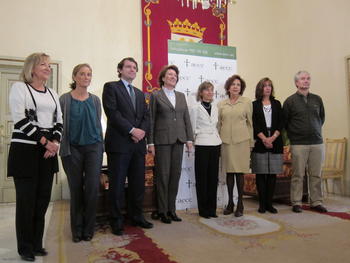 Participantes en el acto de la AECC en Salamanca.