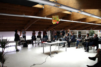 Reunión con emprendedores en el Girolab (FOTO: Marce Alonso).