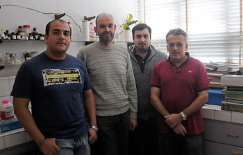 Pedro Colinas (segundo desde la izquierda) coordinó el equipo de investigación. Foto: gentileza investigadores.