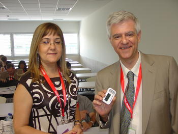 María José Camarasa, del Instituto de Química Médica (CSIC) y Juan Ignacio Esteban, del Hospital Vall D' Ebron de Barcelona.