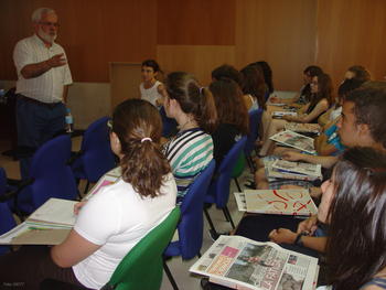 Miguel Ángel Quintanilla, en su charla a los alumnos.