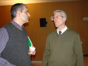 Xosé Bustelo, izquierda, y Donald Bottaro.