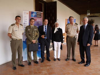 Algunos de los participantes en el congreso de la OTAN en Salamanca.