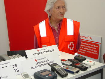 Dispositivos de teleasistencia del proyecto Plata, de Cruz Roja.